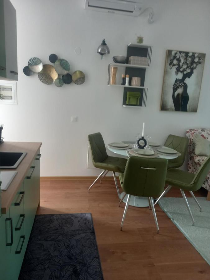 Afrodita Bistrica Sutivan Exteriör bild